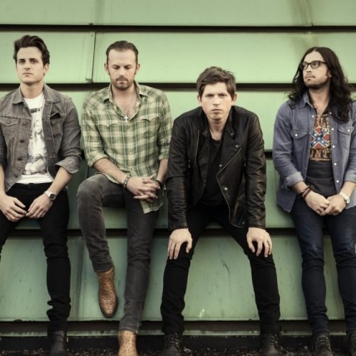 Kings Of Leon Use Somebody lyrics